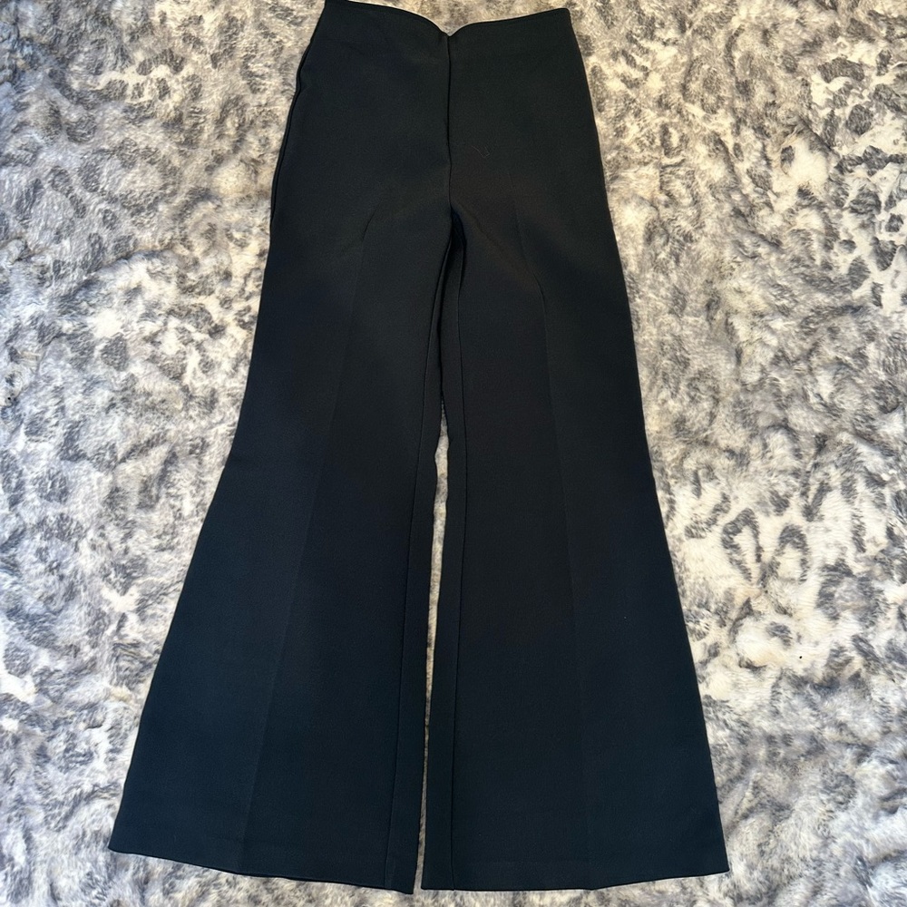 Urban outfitters wide leg size 2